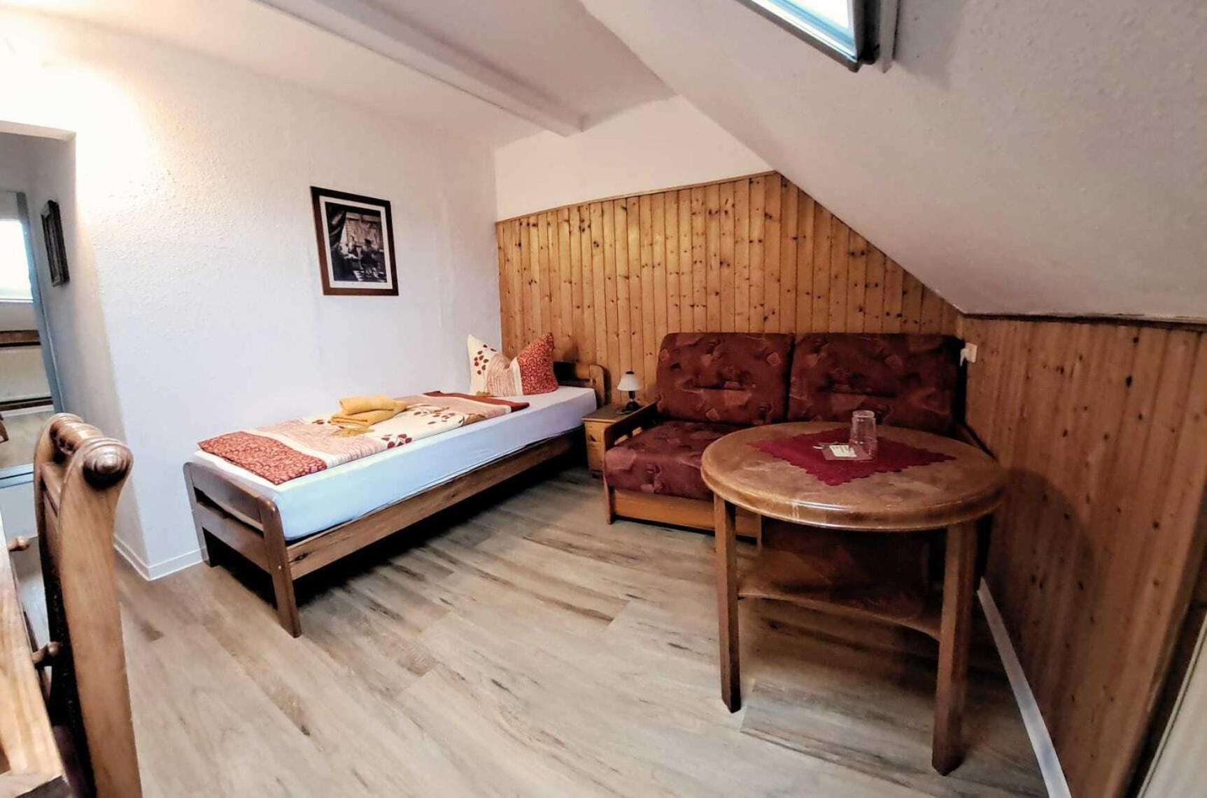 Pension & Gasthaus Nostalgie Altendorf Szoba fotó
